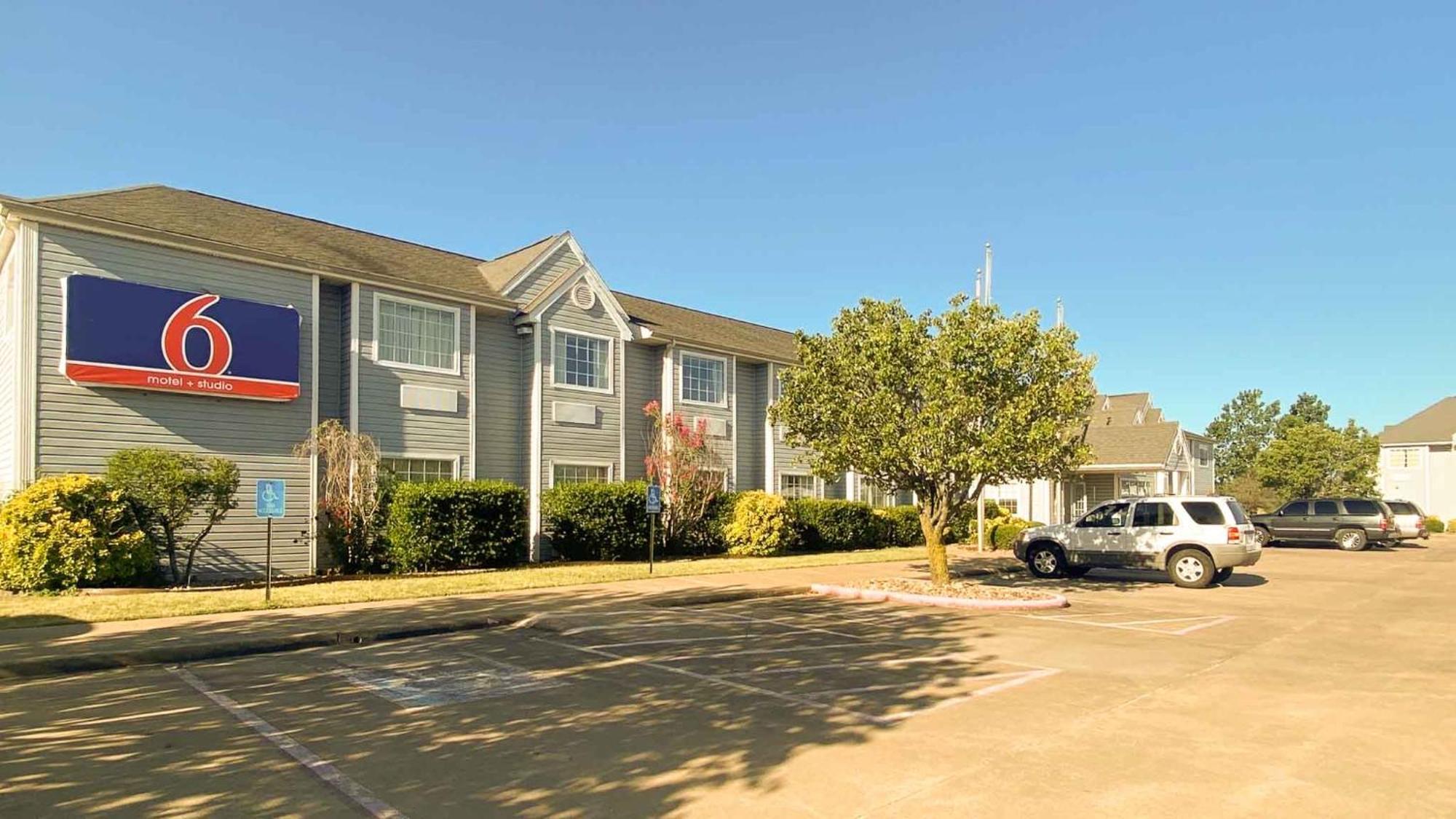 Motel 6 Mcalester Ok - South Bagian luar foto