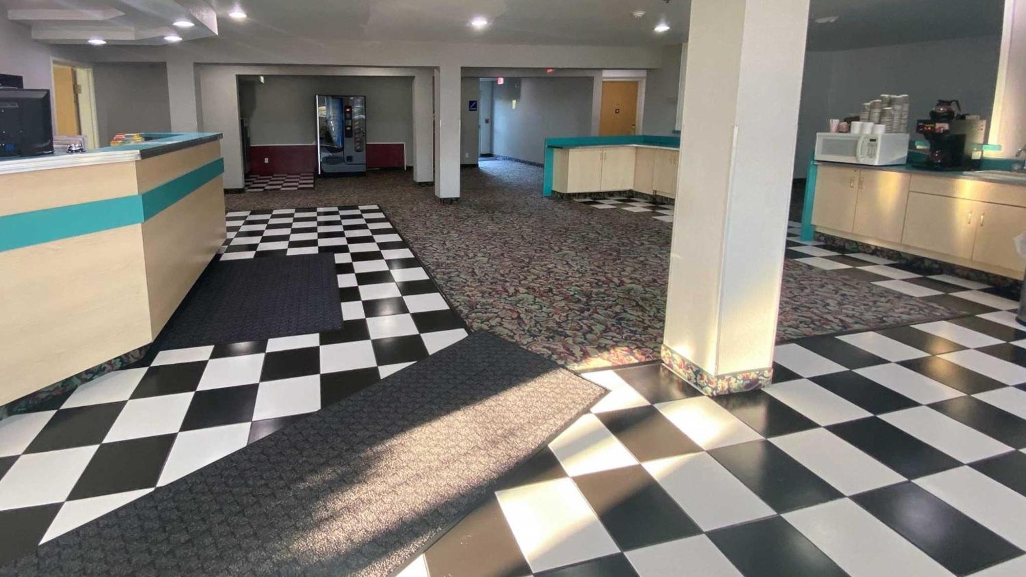 Motel 6 Mcalester Ok - South Bagian luar foto